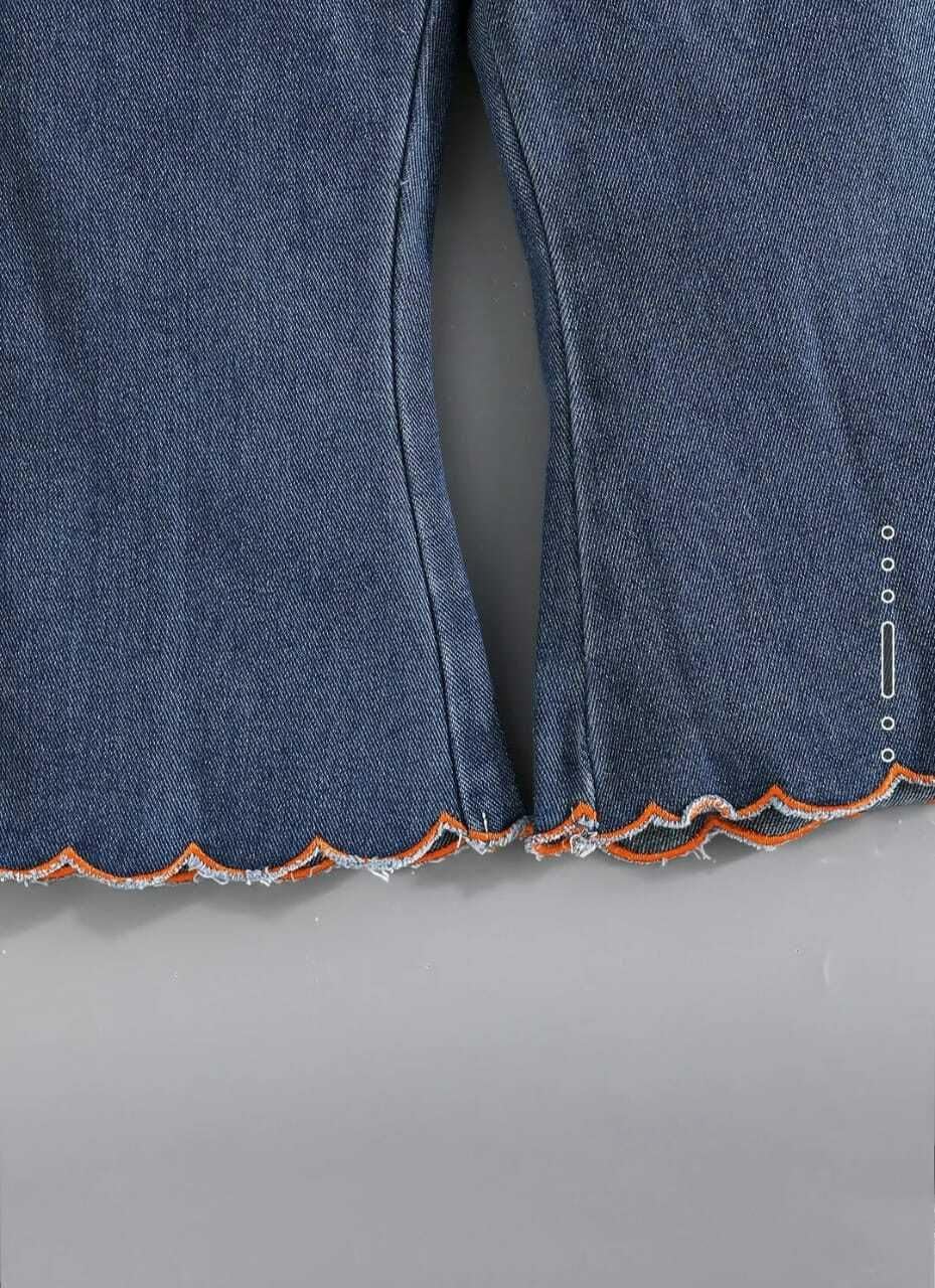 Girls Knit full sleeves Top with Bows & Flared Denim Pants Set