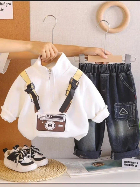 Boys Printed Sweatshirt With Trousers